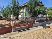 Casa 100mp + anexe + 23 ari teren, Sat Paulian